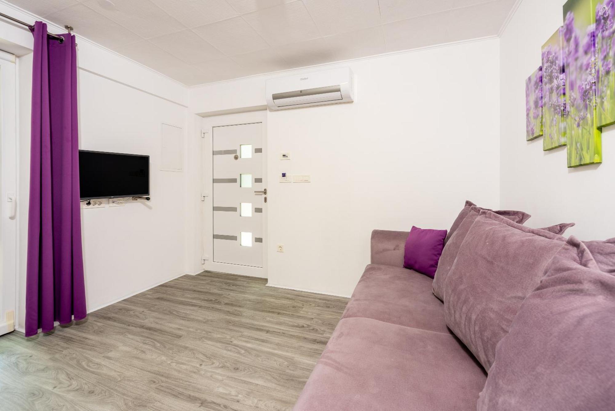 Relax Derossi 2 Apartment Crikvenica Exterior photo